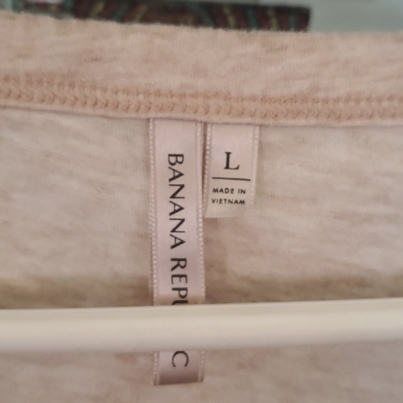 T-shirt by Banana Republic - Picture 3 of 5